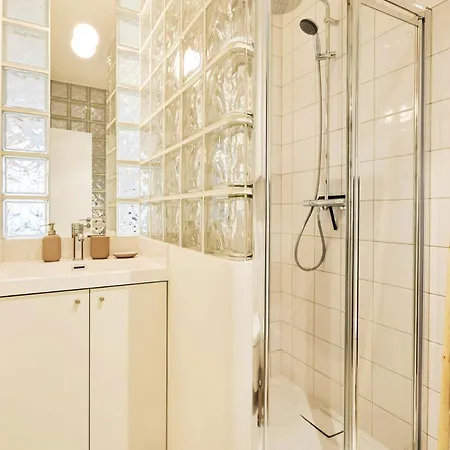 Grand Pour 4p 14 Apartment Paris