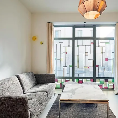 Apartment Grand Pour 4p 14 Paris