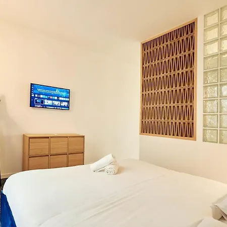 Grand Pour 4p 14 Apartment